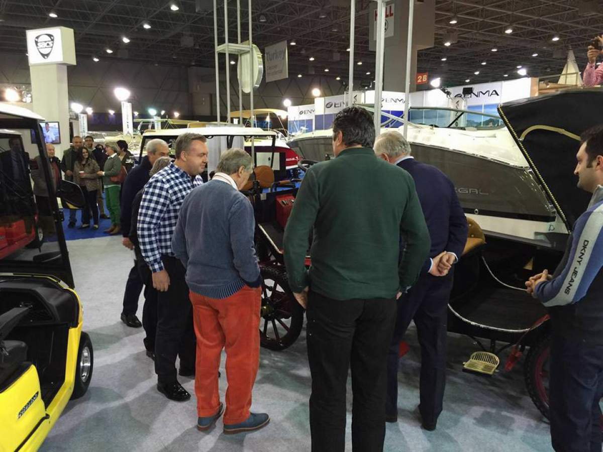 Sayın Rahmi Koç`a PILOTCAR Elektrikli Araçlar ve Elektrikli Fayton ile ilgili bilgi verdik.